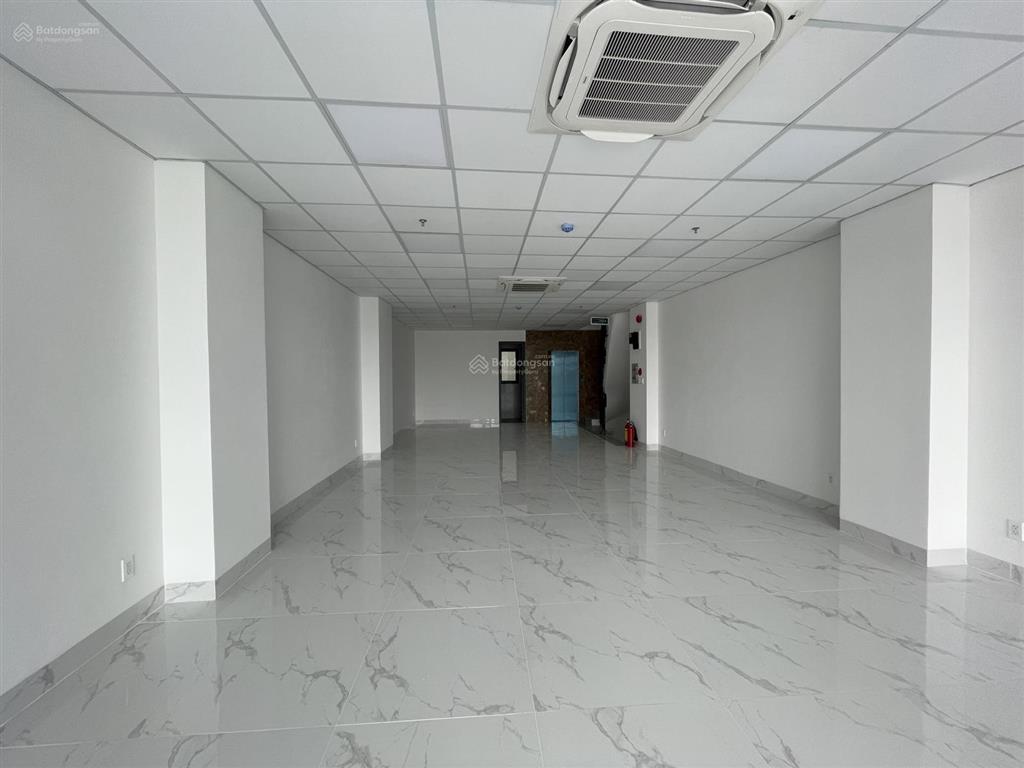 Cho thuê văn phòng hòa hưng quận 10  100m2 giá rẻ vô đối 21 triệu/tháng   0971 079 ***