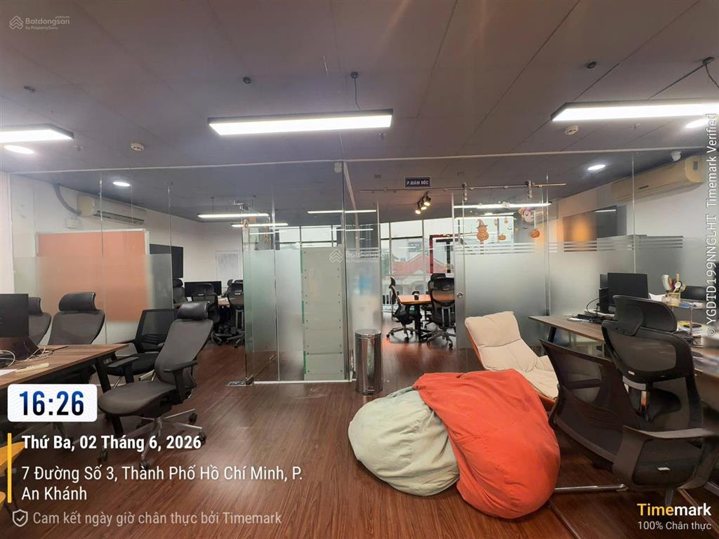 Cho thuê văn phòng khu trần não, q.2  diện tích 100m2  32tr/tháng   0971 079 ***