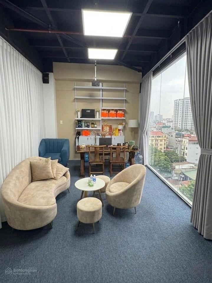 Cho thuê văn phòng đường ung văn khiêm  220m²  65tr/tháng  ngăn phòng sẵn  0971 079 ***
