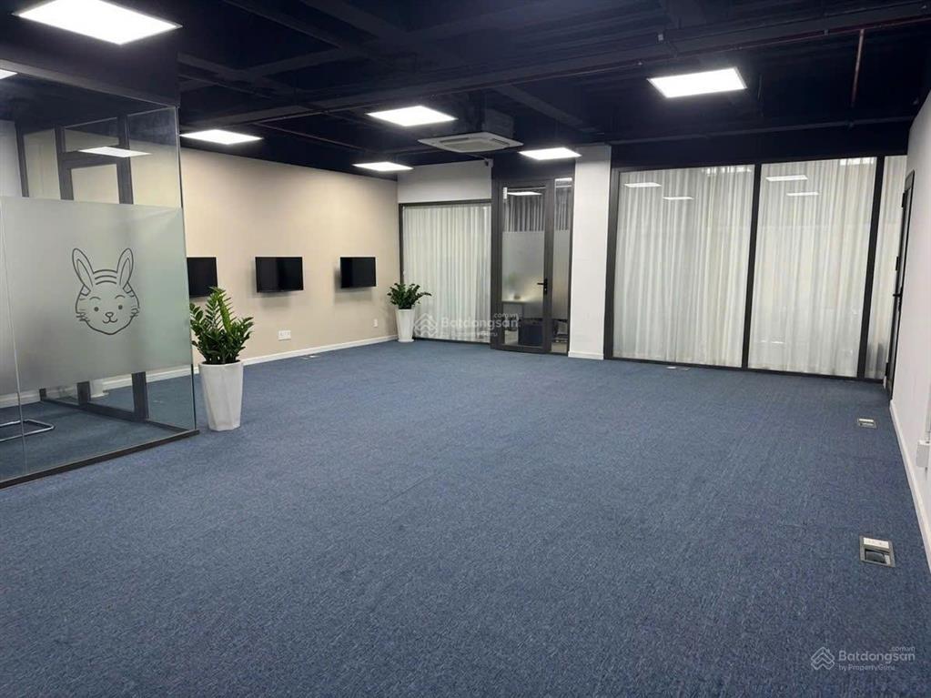 Cho thuê văn phòng đường ung văn khiêm  220m²  65tr/tháng  ngăn phòng sẵn  0971 079 ***