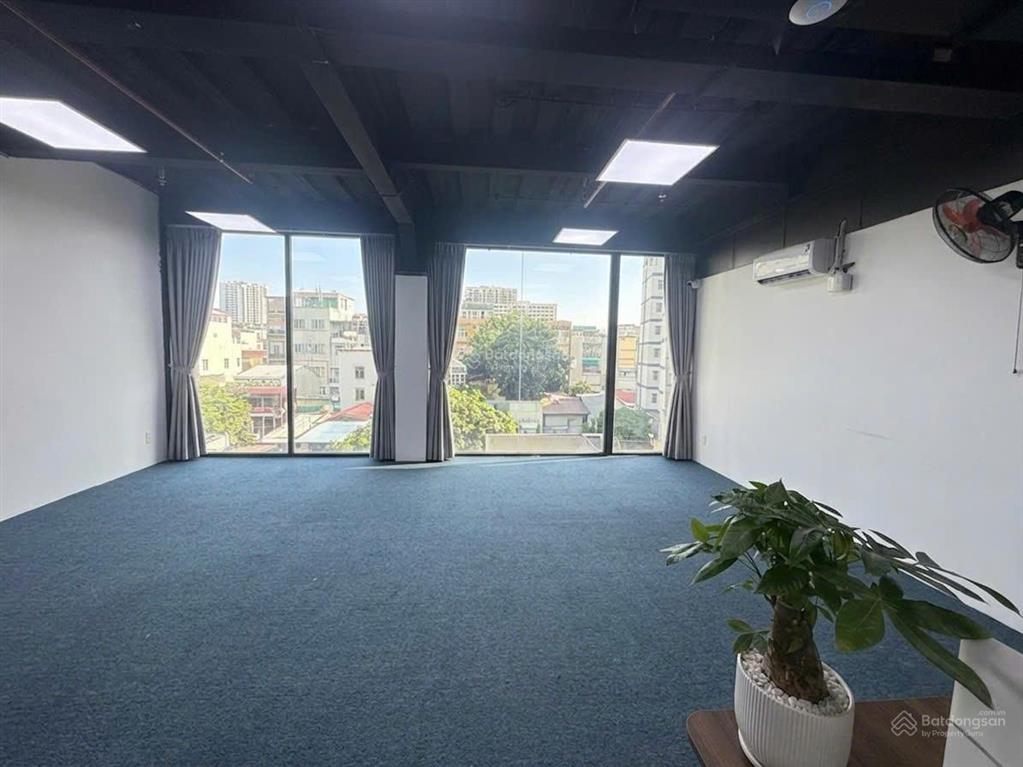 Cho thuê văn phòng đường ung văn khiêm  220m²  65tr/tháng  ngăn phòng sẵn  0971 079 ***