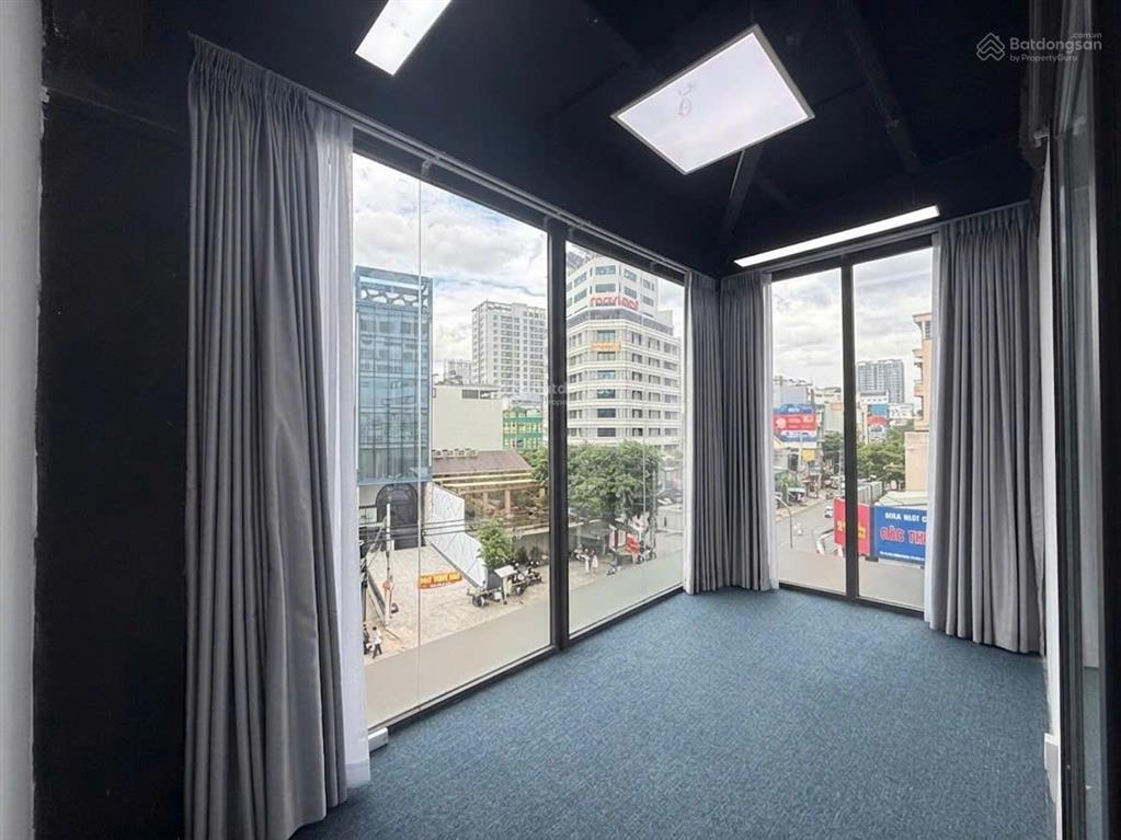 Cho thuê văn phòng đường ung văn khiêm  220m²  65tr/tháng  ngăn phòng sẵn  0971 079 ***