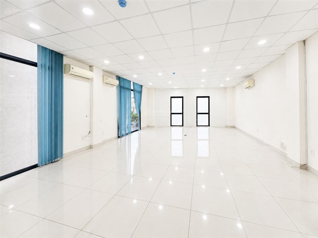Văn phòng cho thuê khu trần não, q. 2  diện tích 80m²  20tr/tháng   0971 079 ***