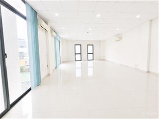 Văn phòng cho thuê khu trần não, q. 2  diện tích 80m²  20tr/tháng   0971 079 ***