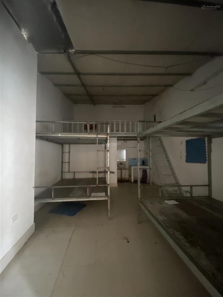 Bán nhà c4 33m2 đường an dương vương, tây hồ giá 6 tỷ