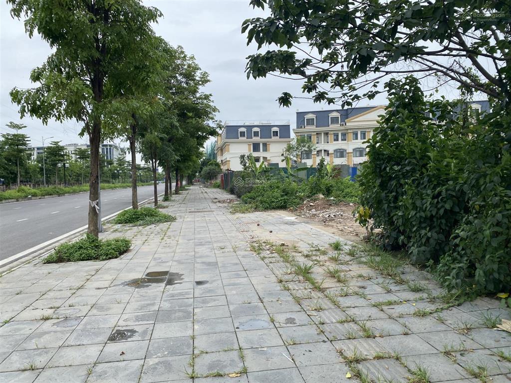 Cần bán 490m2 đất vỉa hè kd xuân phương, nam từ liêm giá 13.5 tỷ