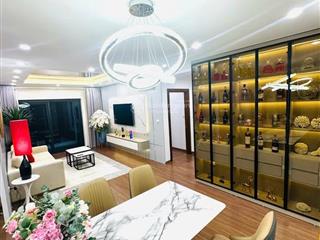 Bán căn hộ chung cư đẹp tại golden park tower, 95.6m2, 3pn, 2wc, tầng trung view đẹp giá chỉ 9,x tỷ