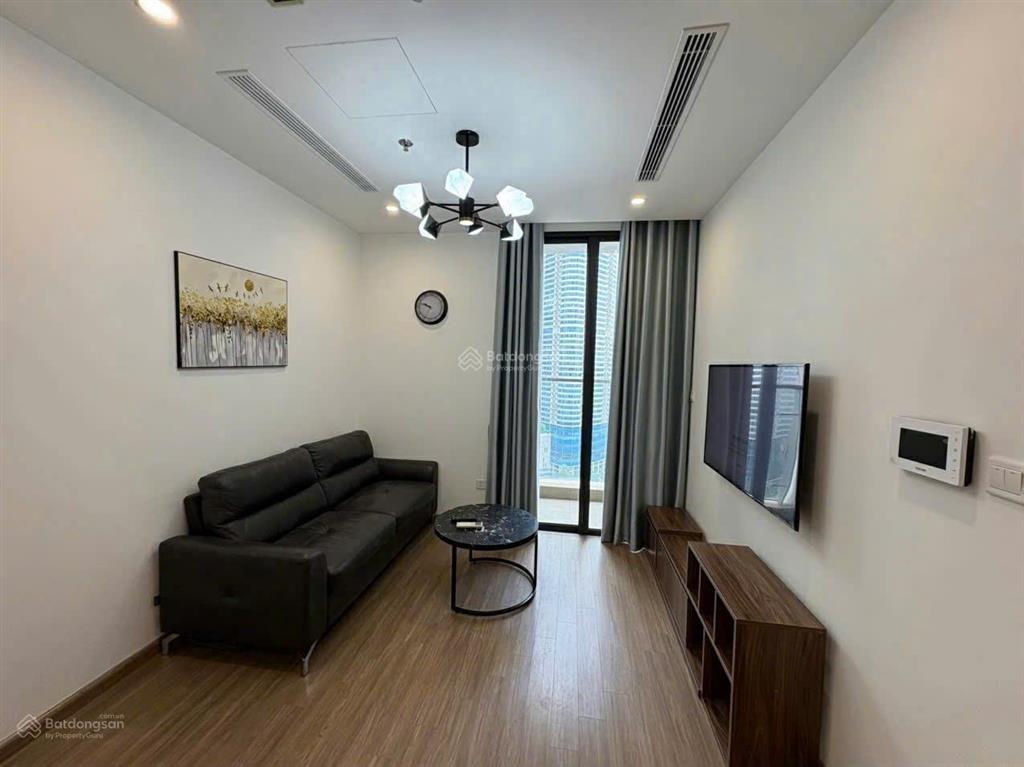 Chính chủ gửi bán cc vinhomes skylake tại phạm hùng, 44.5m2, 1pn, 1wc, nt full giá chỉ nhỉnh 6 tỷ!
