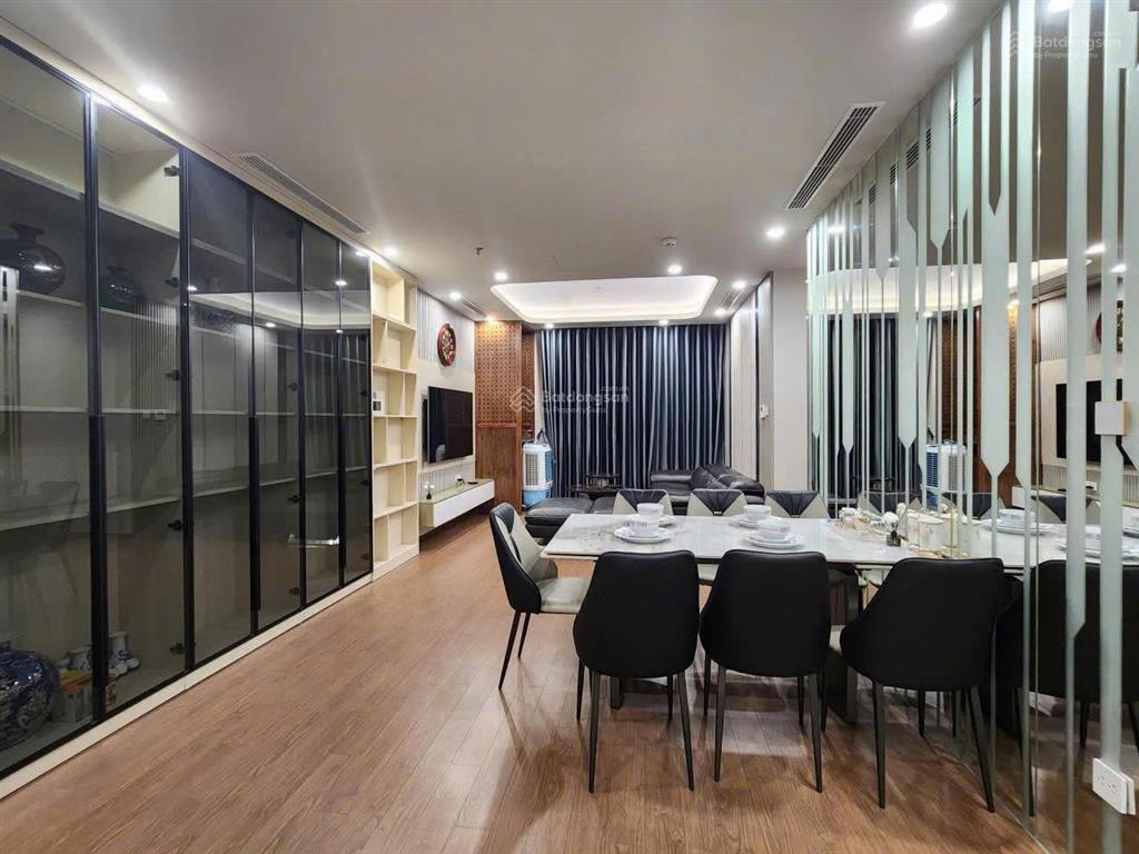 Cho thuê cc đẹp full đồ tại the matrix one, 88m2, 2pn, 2wc giá cực tốt chỉ 2122 tr/tháng siêu hot!