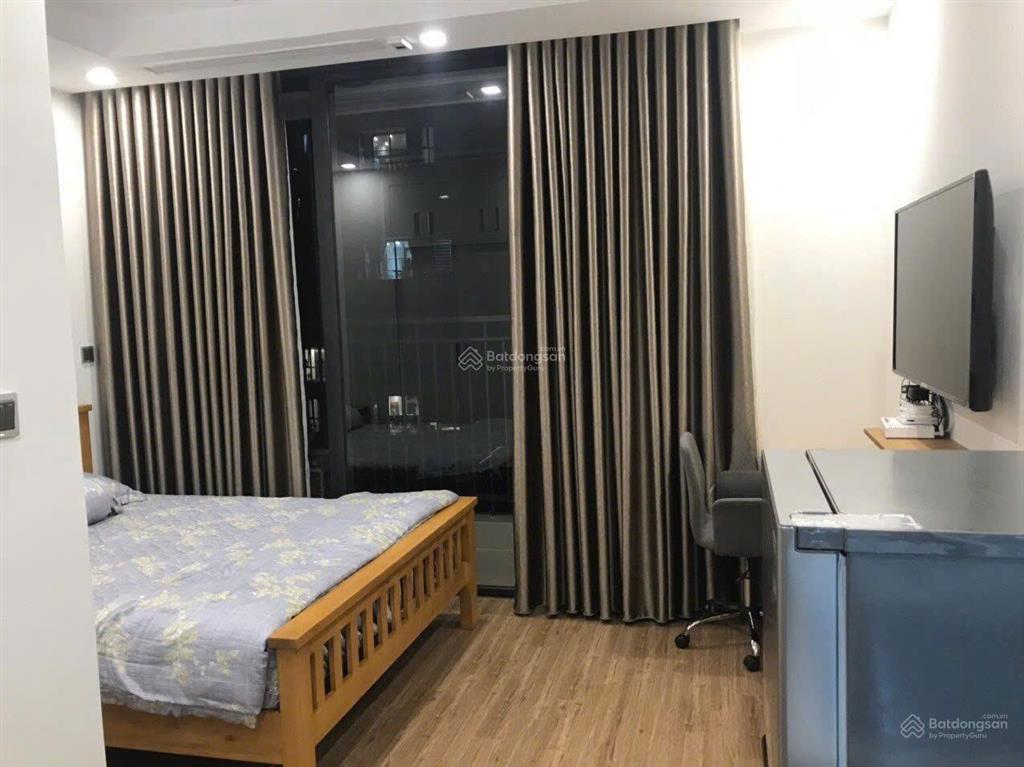 Cho thuê cc studio, 25.7m2 tầng đẹp view thoáng full nội thất giá chỉ 810tr!