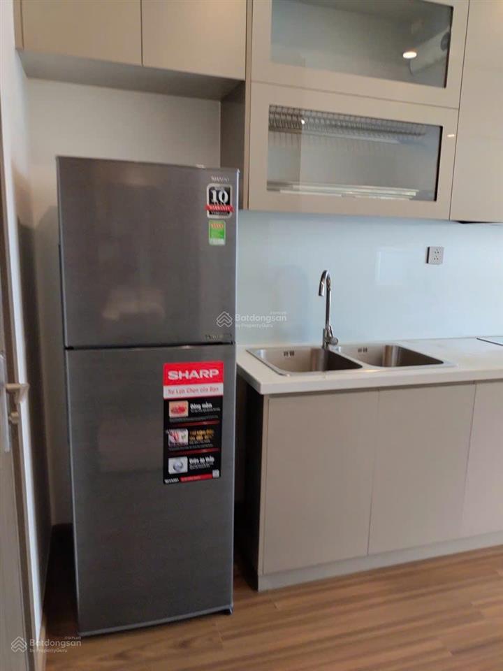 Cho thuê ch studio cc vin west point, 34m2, tầng trung, view thoáng, nội thất full, giá chỉ 1315tr