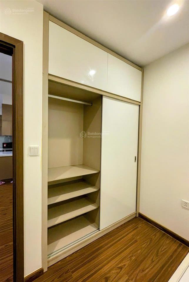 Cho thuê căn hộ 67m2, vinhomes west point, 2pn, 2vs, tầng trung đẹp, giá chỉ 1922tr.