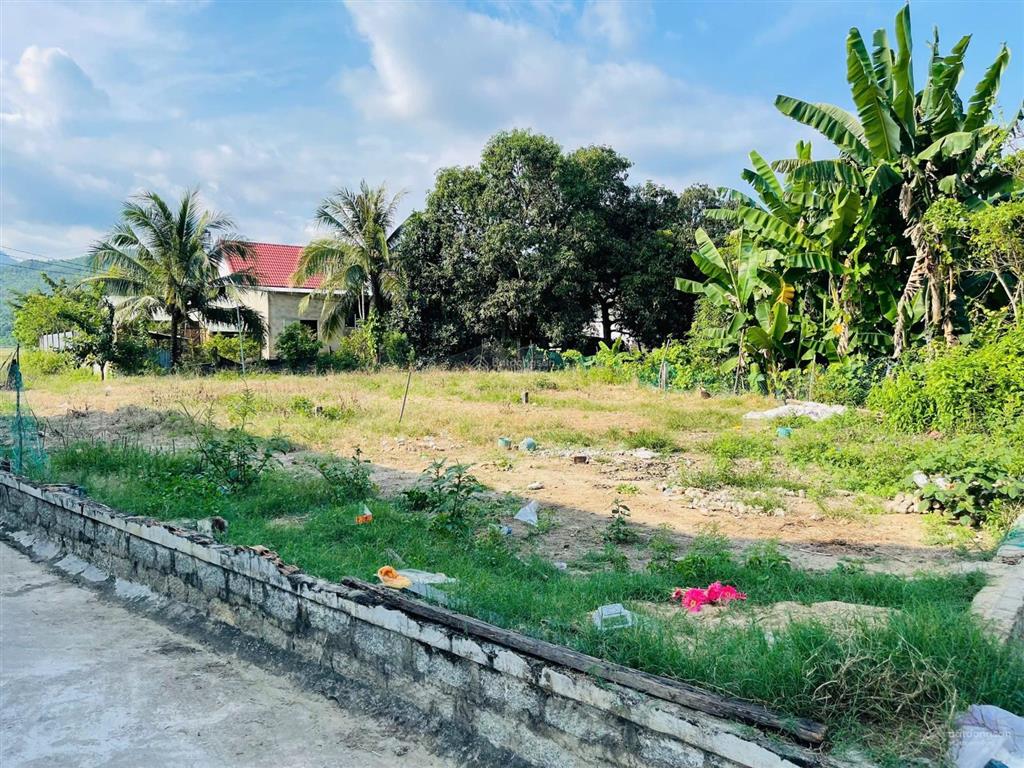 Đất chính chủ diên lâm,  0972 330 ***