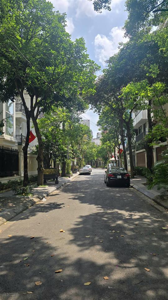 Biệt thự mỹ đình 138m² mặt tiền 11m, ô tô tránh, vỉa hè kinh doanh, giá 38 tỷ  chủ nhiệt bán