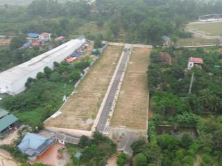 Bán đất tại phú cát, giá chỉ hơn 2 tỷ, 100m2 đã có sổ, 100m ra ql 21a, 3km tới khu cnc hòa lạc