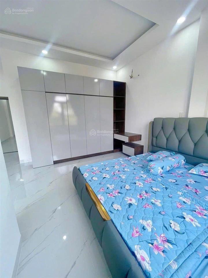 Bán nhà mặt phố tại khu đô thị mỹ phước 3, giá tốt chỉ với 2 tỷ, 70m2
