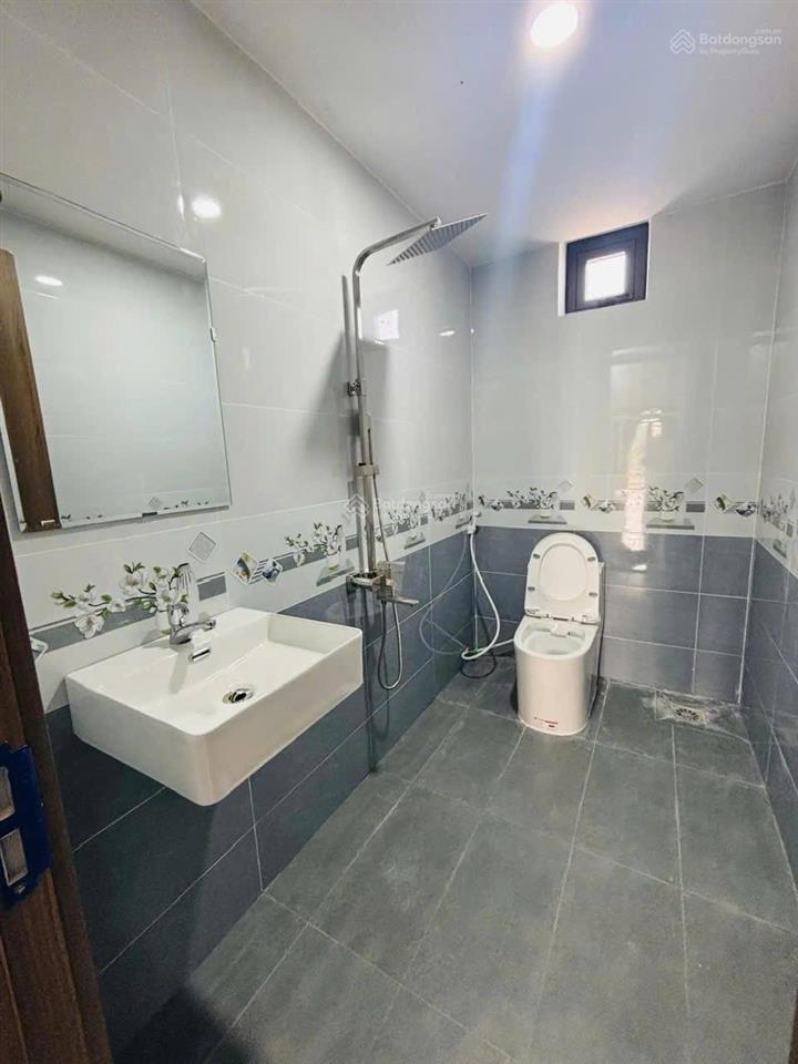 Bán nhà mặt phố tại khu đô thị mỹ phước 3, giá tốt chỉ với 2 tỷ, 70m2
