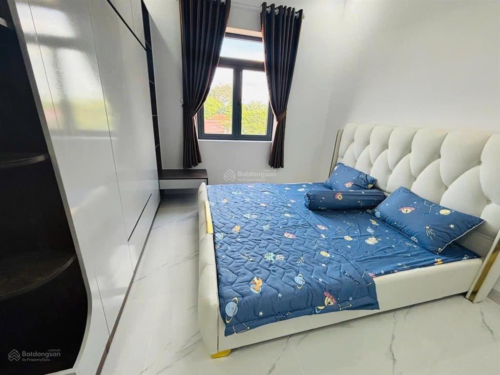 Bán nhà mặt phố tại khu đô thị mỹ phước 3, giá tốt chỉ với 2 tỷ, 70m2