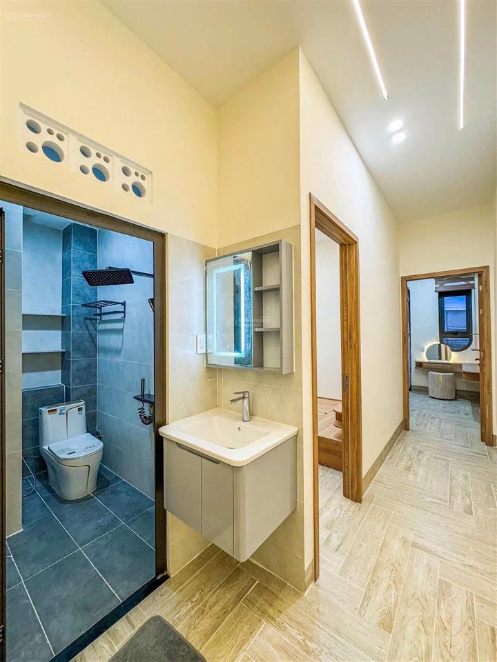 Bán nhà mặt phố đẹp xuất sắc tại khu đô thị mỹ phước 3, 2 tỷ, 80m2