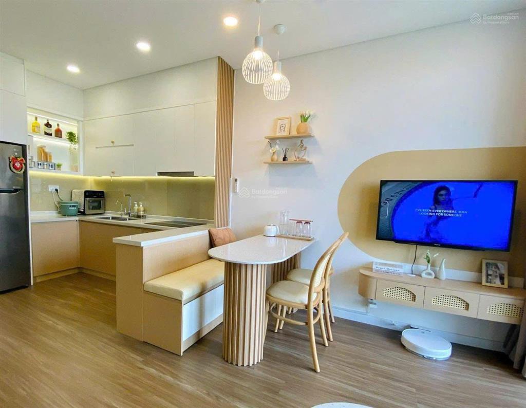 Bán 2pn.2wc full nt đẹp 4,7 tỷ view sông q1 cc river panorama q7  sổ hồng riêng