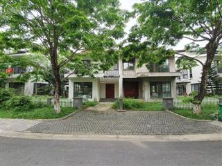 Biệt thự mimosa ecopark  dt 189m2 giá 32,x tỷ