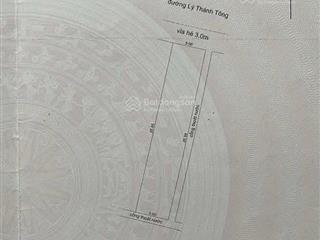 Bán 3 lô đất liền kề. diện tích 415m2 ngang 15m nở hậu 16,8m kẹp cống, 3 mặt thông thoáng