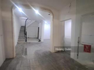 Cho thuê nhà mặt phố tại nguyễn hy quang, 100 triệu, 110m2, mặt tiền 9m, kd vô địch