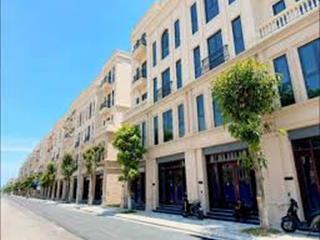 Cho thuê nhà thiên nga 3  tinh hoa 63m 5 tầng  giá 20tr, thang máy