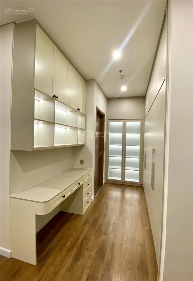 Cho thuê căn góc 3pn+ , view sân vườn siêu đẹp, full nội thất đẹp, nhận nhà ở ngay