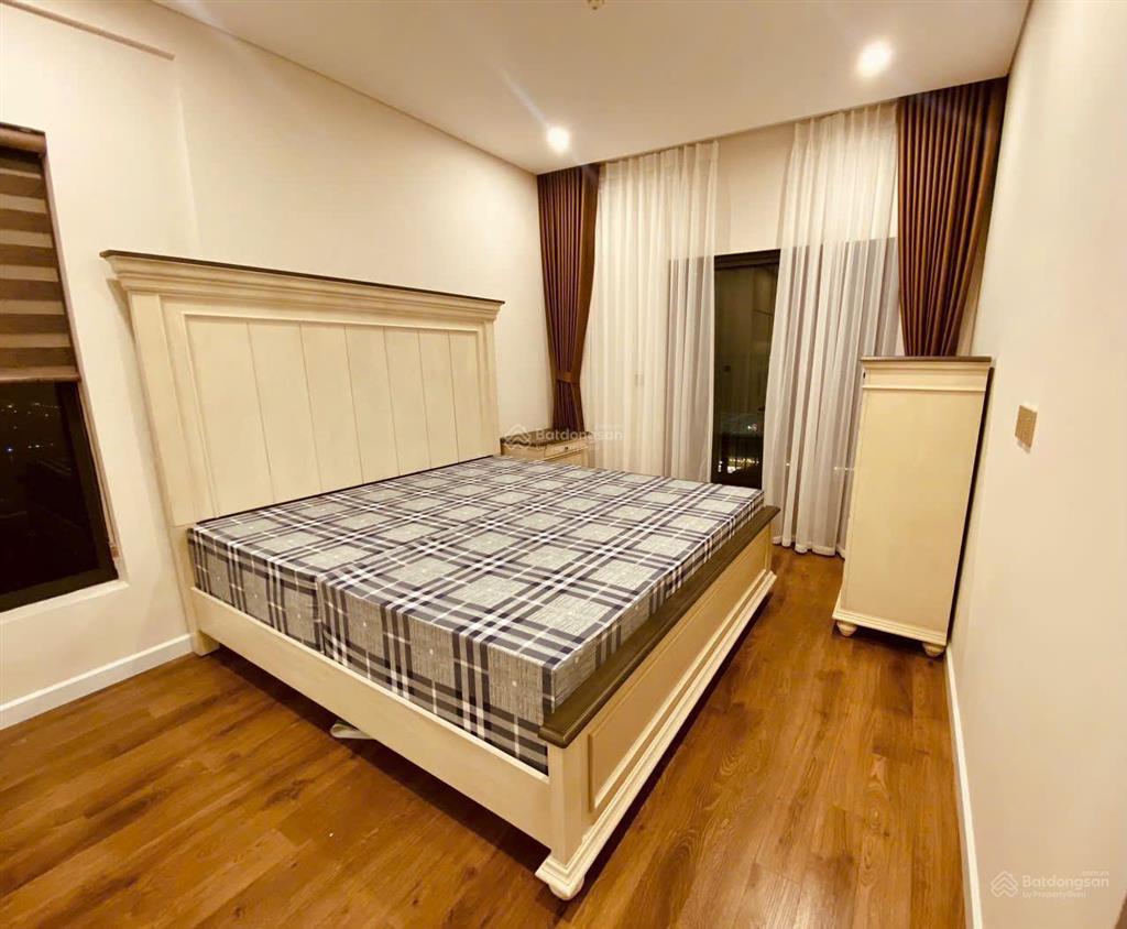 Cho thuê căn góc 3pn+ , view sân vườn siêu đẹp, full nội thất đẹp, nhận nhà ở ngay