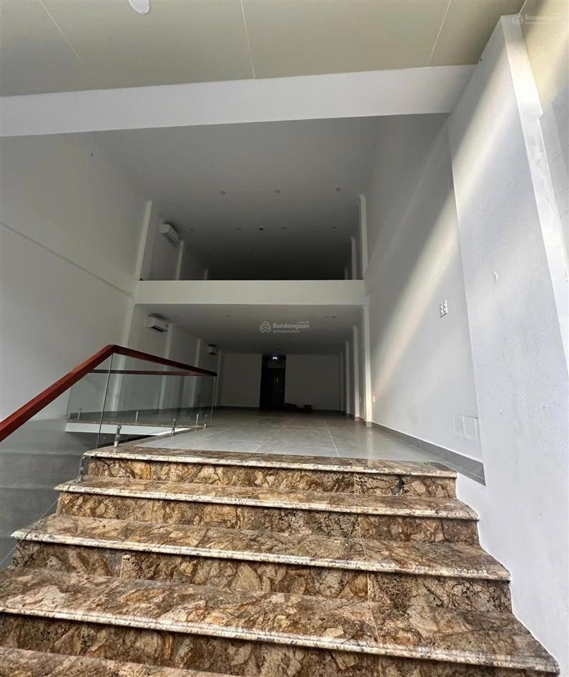 Cho thuê toà nhà trường sa view sông giá tốt. đc 2c13 trường sa, p. 19, bình thạnh (giáp quận 1)