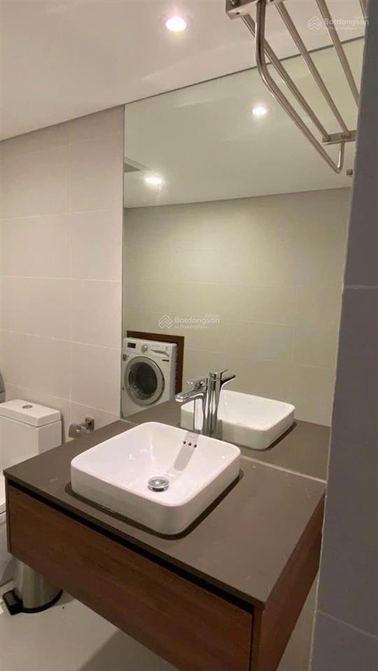 Bán căn pentstudio 76m2 giá hơn 7 tỷ full nội thất view hồ, cầu nhật tân, 0904 250 ***