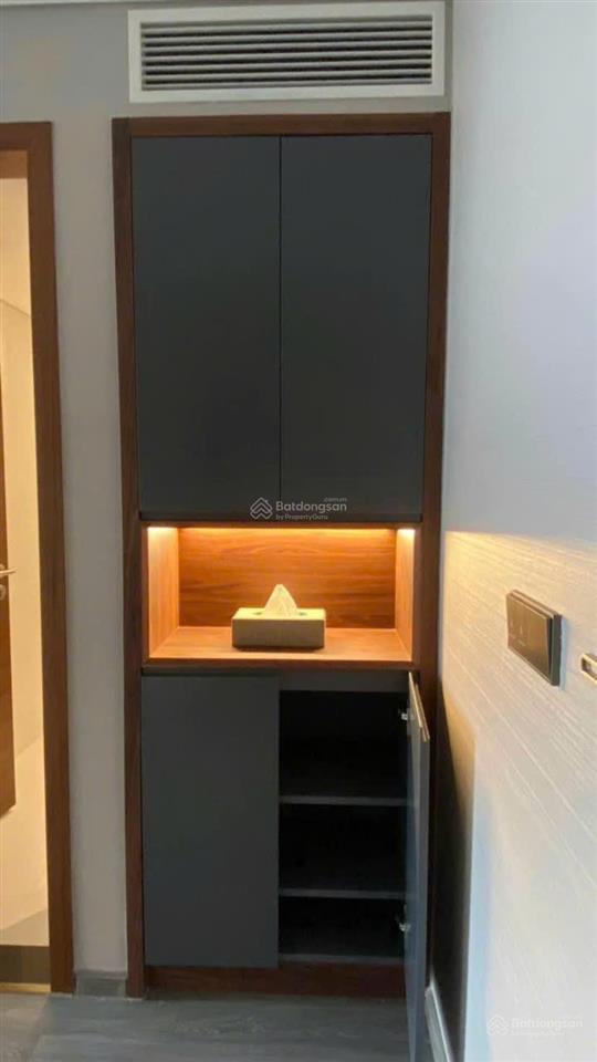 Bán căn pentstudio 76m2 giá hơn 7 tỷ full nội thất view hồ, cầu nhật tân, 0904 250 ***