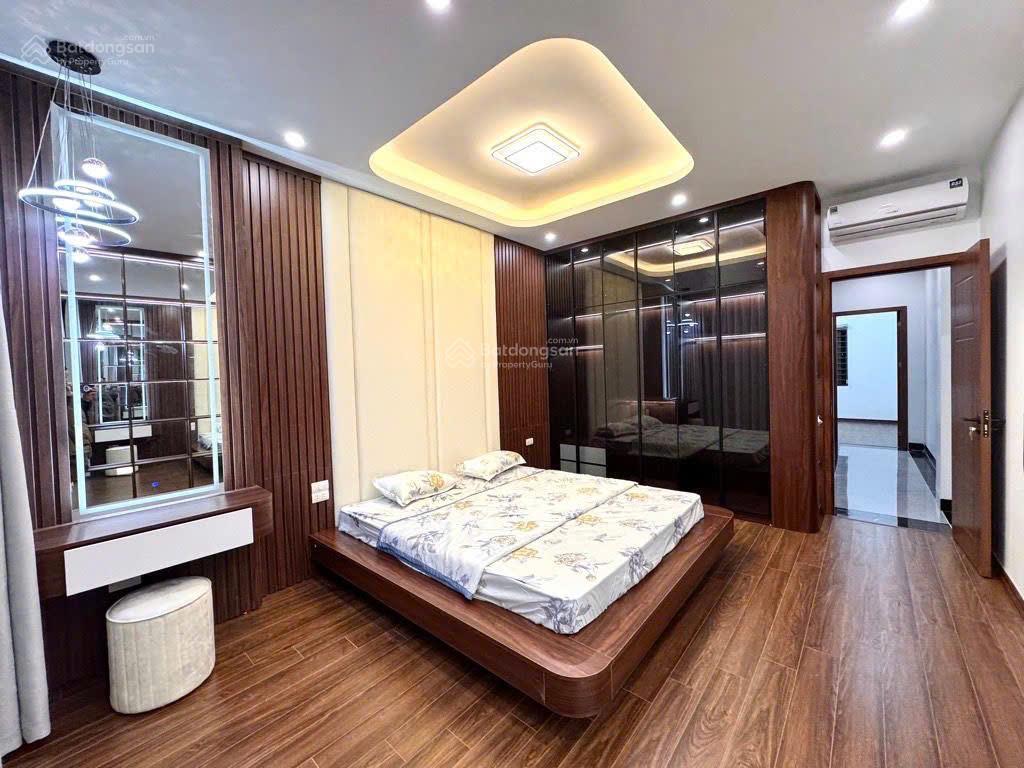 Bán nhà 6 tầng thang máy ô tô vào nhà khương trung, thanh xuân  0904 250 ***
