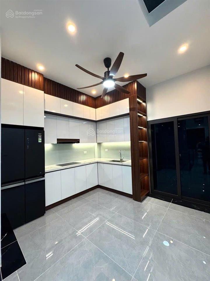 Bán nhà 6 tầng thang máy ô tô vào nhà khương trung, thanh xuân  0904 250 ***