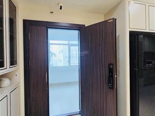 Bán căn hộ 402 chung cư sông đà  sổ đỏ chính chủ  dt 118m2. giá bán 7tỷ6