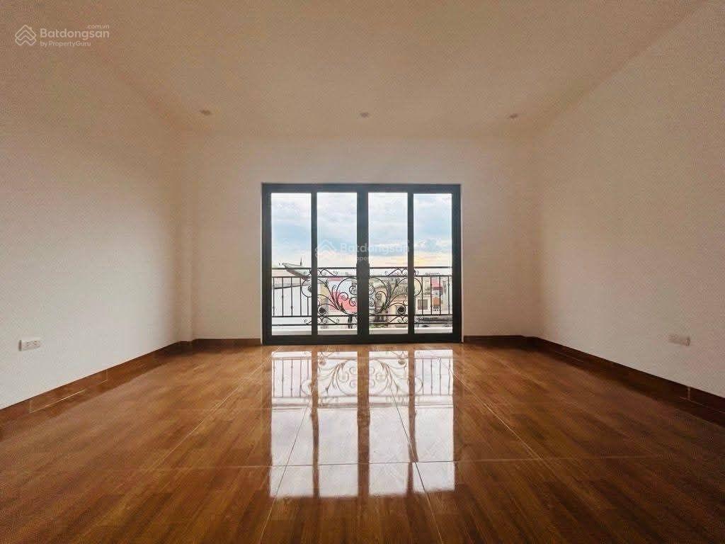 Bán nhà ngõ 339 minh khai 50m, 5 tầng + tum, sân rộng, ngõ thông kim ngưu, 8,9 tỷ