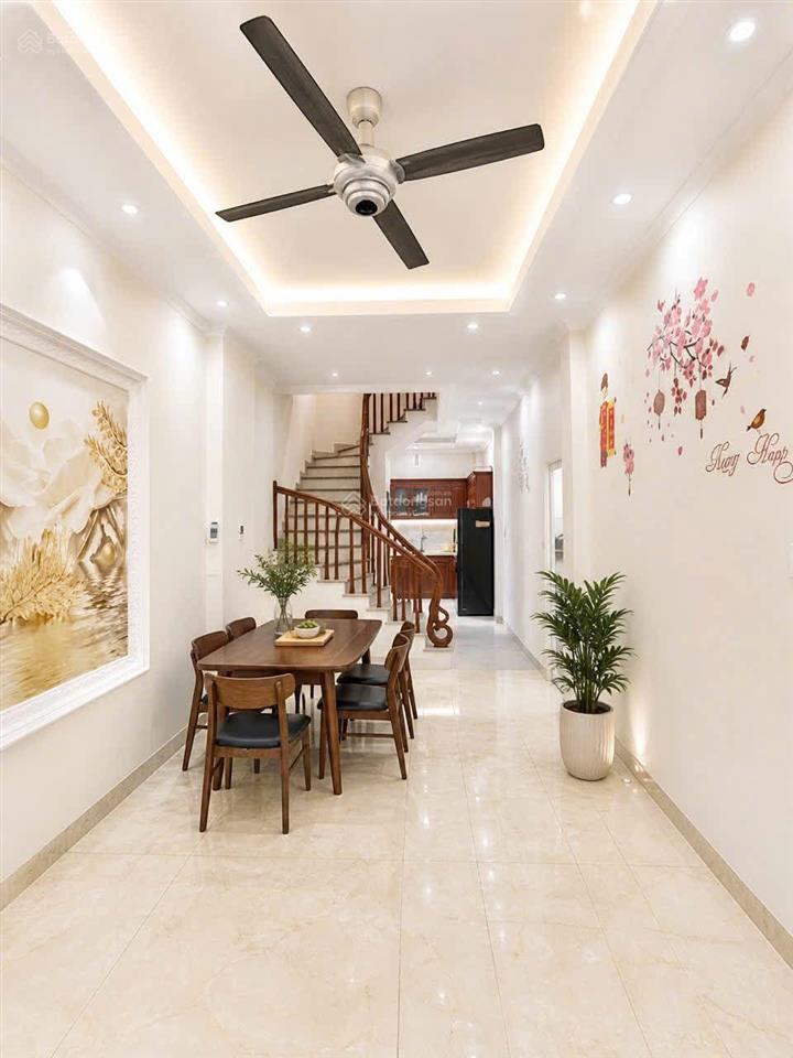 Bán nhà ngõ 339 minh khai 50m, 5 tầng + tum, sân rộng, ngõ thông kim ngưu, 8,9 tỷ