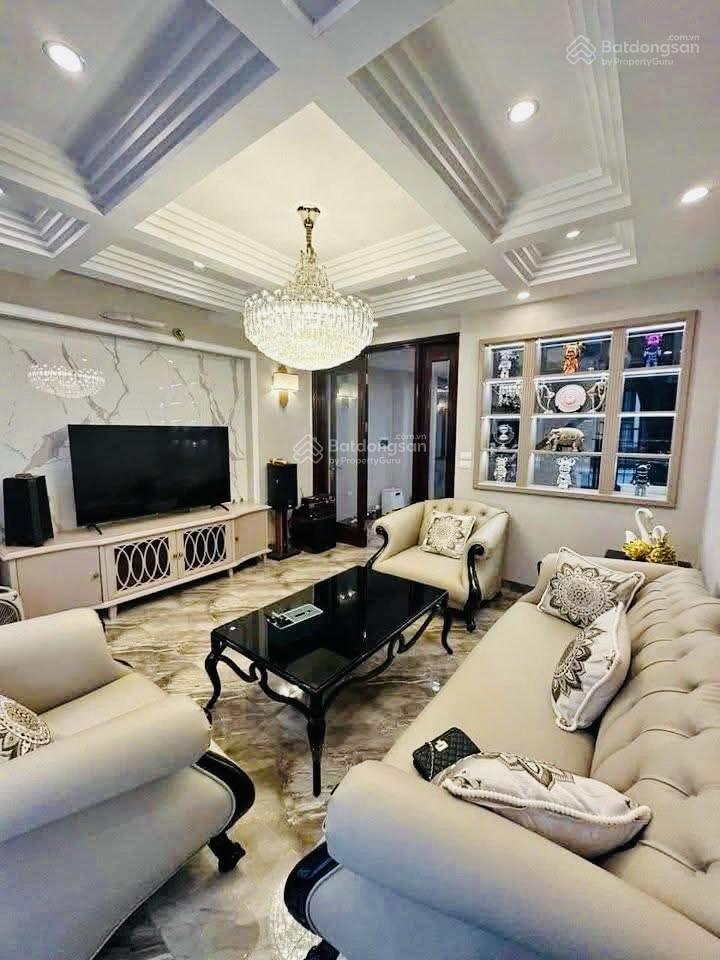 Bán nhà phố nguỵ như kon tum. ô tô tránh vỉa hè, sát phố, kinh doanh, văn phòng, ở đều đỉnh. 69m*5t