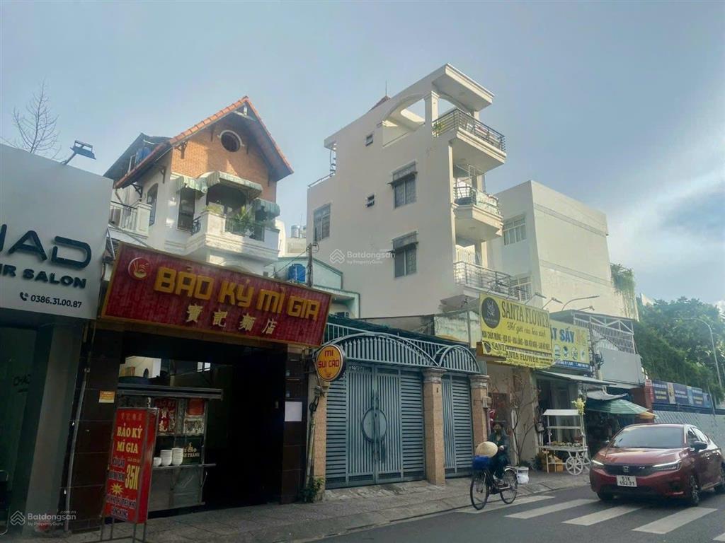 Bán gấp nhà 4 tầng mt kinh doanh nguyễn văn đậu, dt 215m2 đất chỉ 33 tỷ