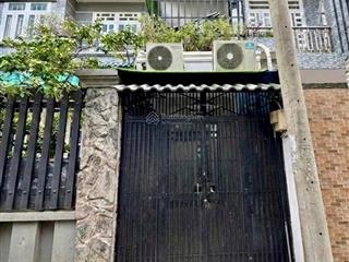 Chủ giảm 300 triệu bán nhanh nhà 2 tầng hxh gần city land 30m2, chỉ 2.99 tỷ