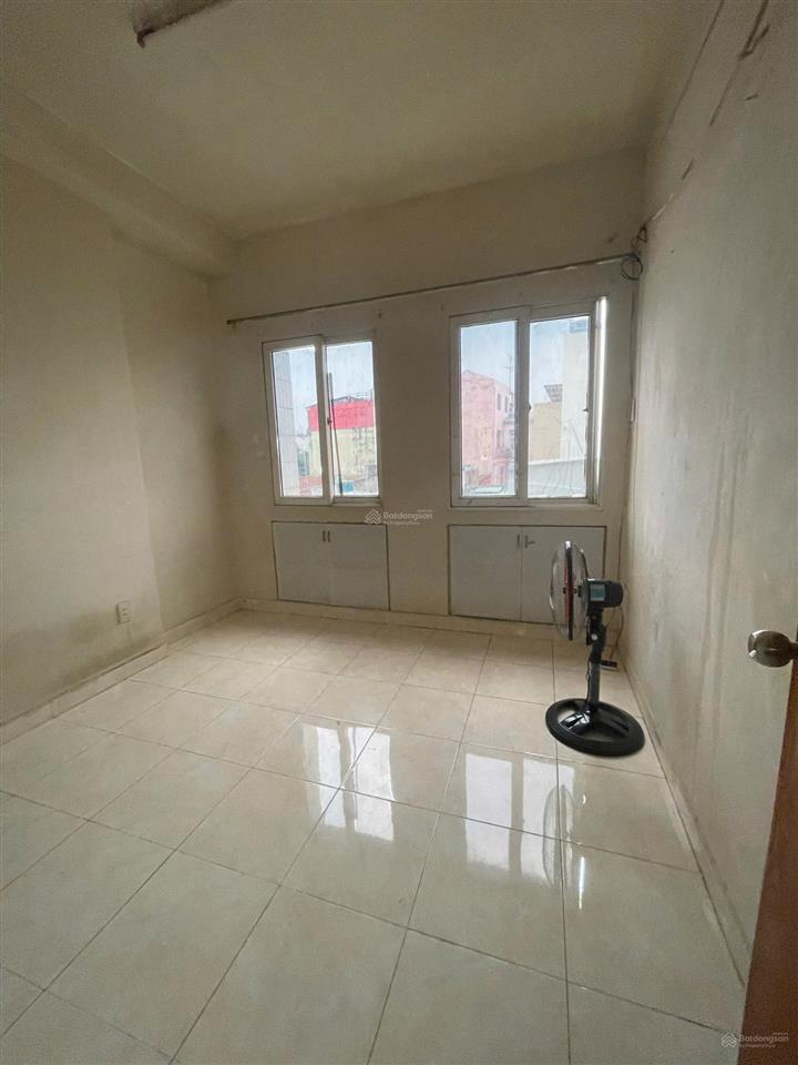 Bán nhà đẹp 4 tầng hxh sát mt phan văn trị, 5 pn, dts 180m2 chỉ 7.9 tỷ, mua sinh lời cao