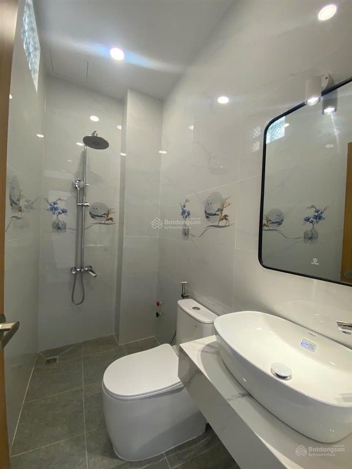 Bán nhà mtkd 4 tầng mới đẹp ngay nơ trang long  lê quang định, dts 200m2, 6pn, giảm còn 15.49 tỷ