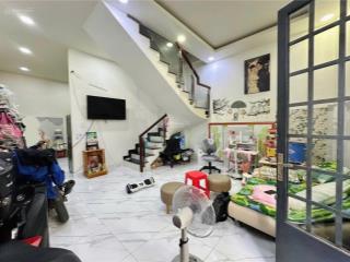 Bán nhà hẻm rộng 2 tầng btct hoàng hoa thám p5, dts 100m2 chỉ 7.8 tỷ