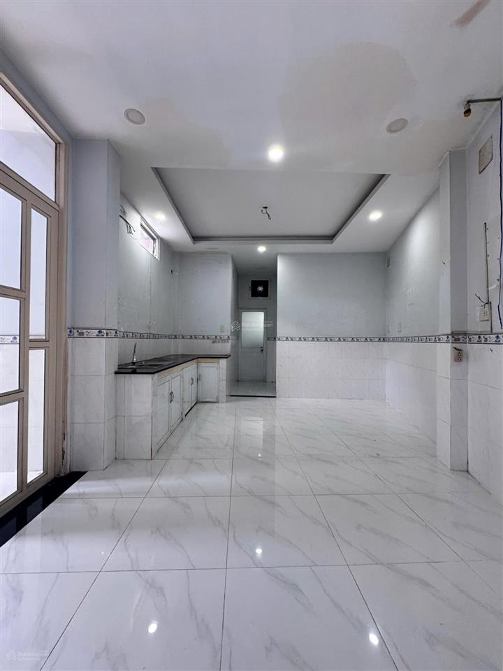 Bán nhà 3 tầng cách hxh nguyễn trung trực 10m, thông hoàng hoa thám, dtsd 120m2, 5.5 tỷ