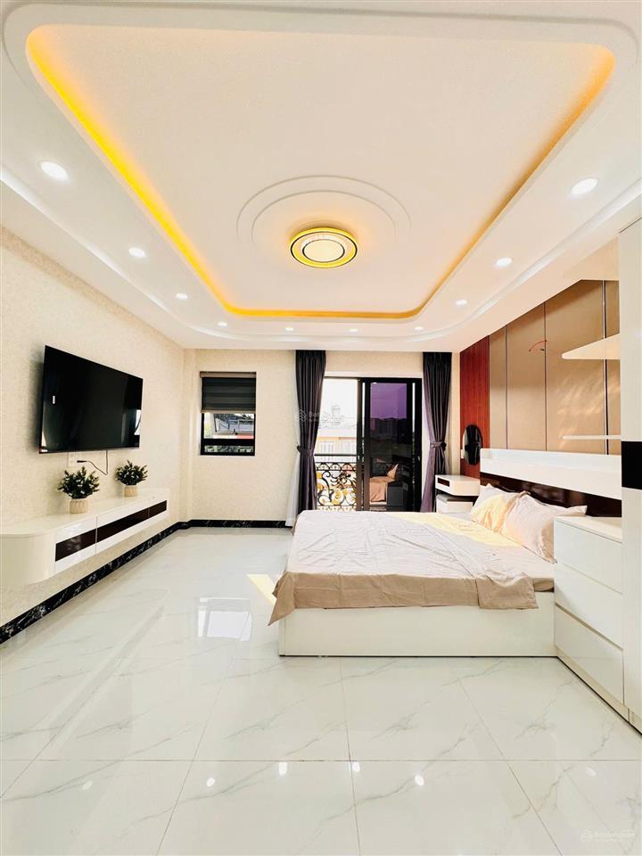 Bán nhà 5 tầng full nội thất cao cấp sát bình thạnh, phú nhuận, gần sân bay, dts 170m2 chỉ 6.9 tỷ