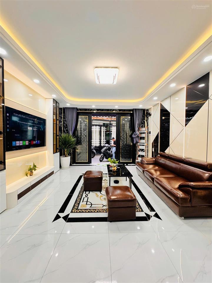 Bán nhà 5 tầng full nội thất cao cấp sát bình thạnh, phú nhuận, gần sân bay, dts 170m2 chỉ 6.9 tỷ