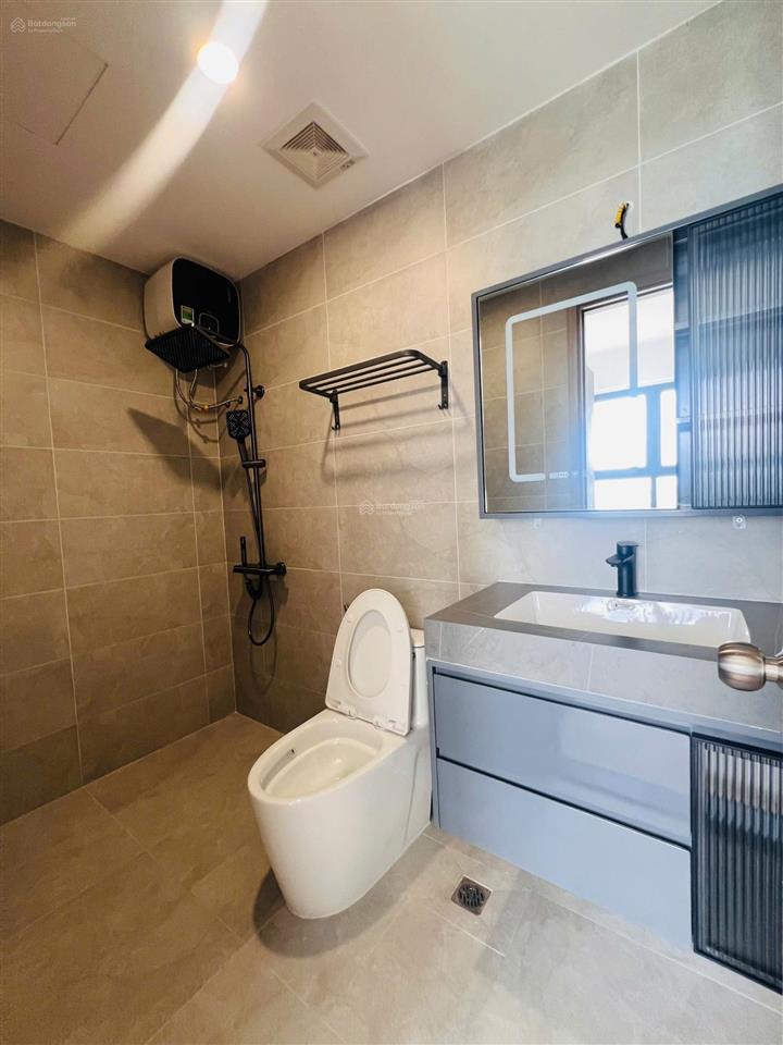 Cho thuê căn hộ citi alto  căn 2 pn , 2 wc  có nội thất giá mềm.