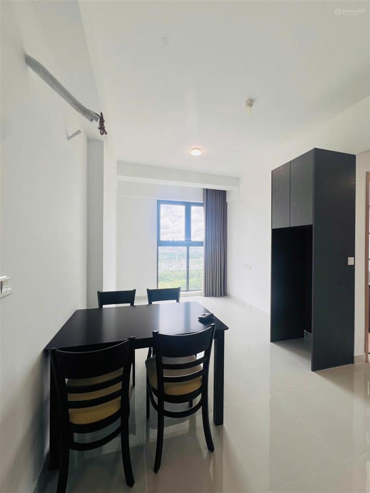 Cho thuê căn hộ citi alto  căn 2 pn , 2 wc  có nội thất giá mềm.