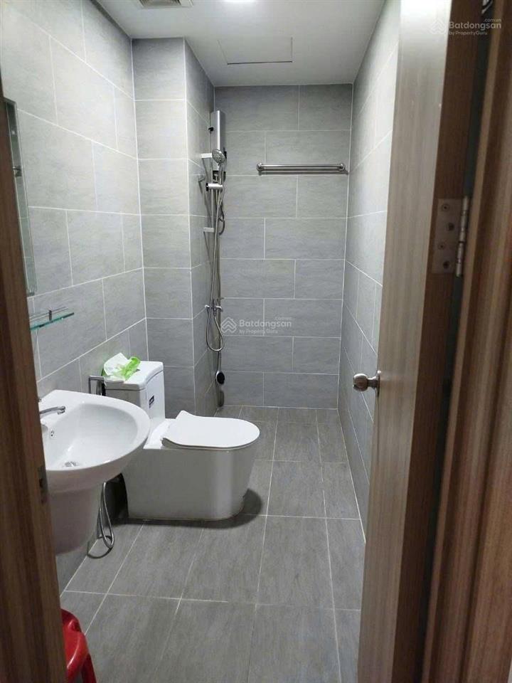 Cho thuê căn hộ 2 phòng ngủ citi soho, có máy lạnh, máy nước nóng. giá rẻ.
